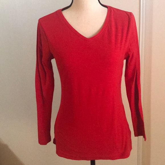 V-neck tees (3) long sleeves - Picture 2 of 4